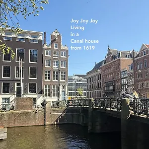 Two Bedroom In Historic Canalhouse From 1618 - Centre Frühstückspension